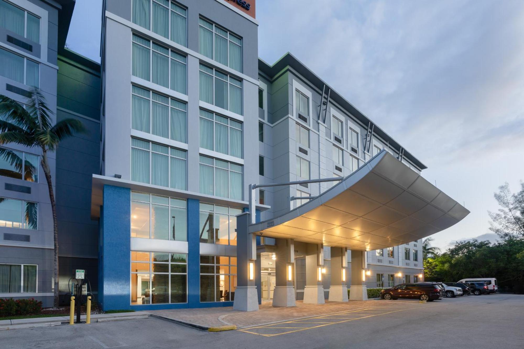 Cambria Hotel Miami Airport - Blue Lagoon Miami Springs Exterior foto